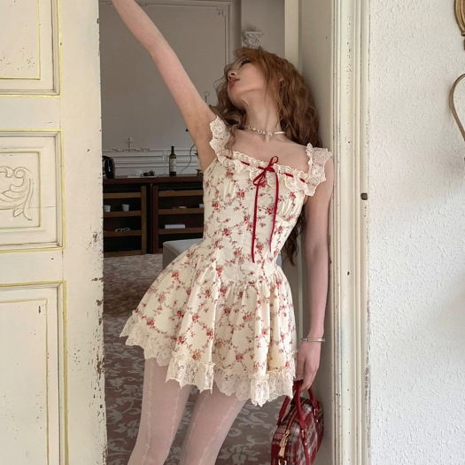 Product image Tiệc Đảng Pháp Đầm Sling Hoa Gợi Cảm Cho Nữ Slim-fit Hẹp Eo Thiết Kế Cao Cấp Ren Khâu Không Tay In Hình Chữ A 4