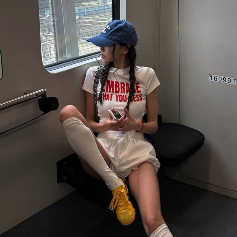 Cutenew Sang Trọng Thường Ngày Bộ Hai Mảnh Nữ Mùa Hè In Chữ Áo Thun Tay Ngắn + Quần Short Eo Co Giãn Phong Cách Đường Phố Phù Hợp Với