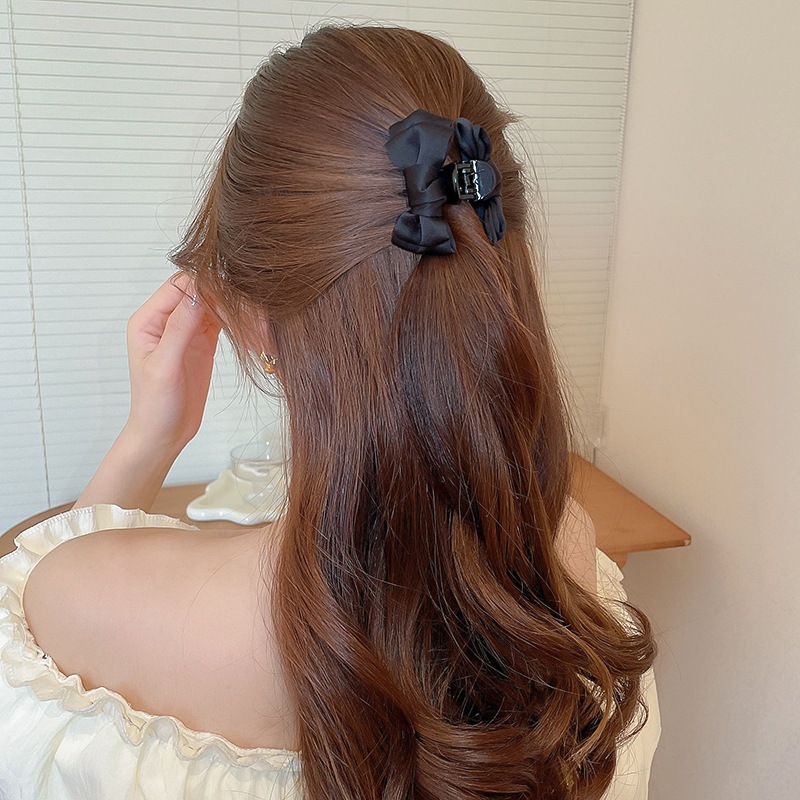 Kẹp tóc nơ đen Acrylic thời trang và cá tính nhỏ lấy kẹp nhẹ sang trọng chạy trốn công chúa phụ kiện tóc mới