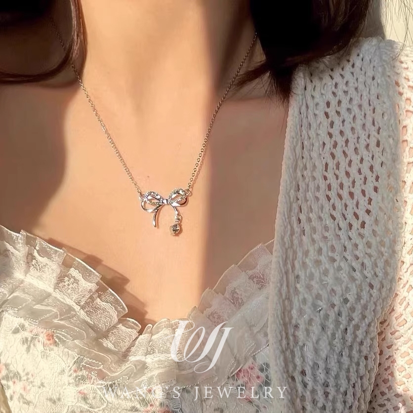 Wj Bạc nơ 2023 Vòng cổ mới nhẹ nhàng sang trọng thiết kế cao cấp thích hợp dây chuyền xương đòn áo len