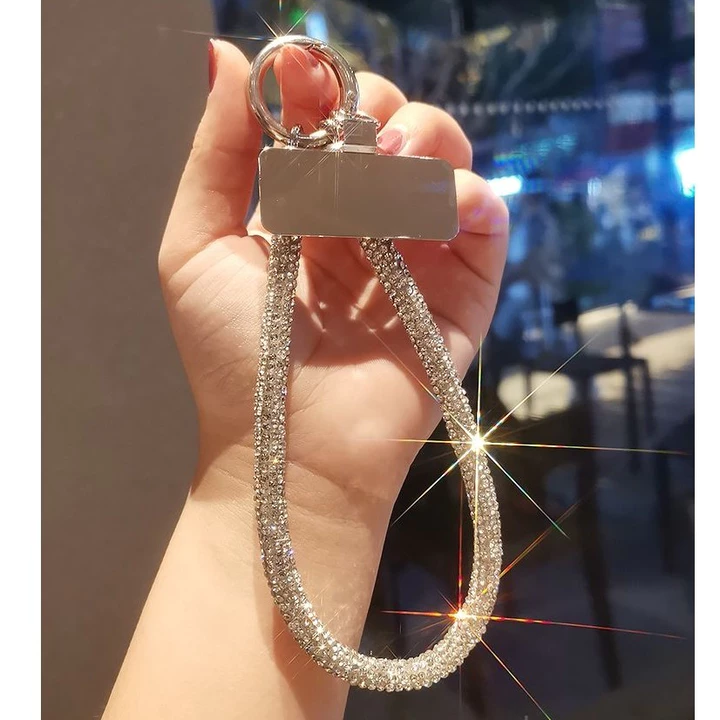 Phụ Kiện Điện Thoại Di Động Full Kim Cương Dây Điện Thoại Di Động Nữ ins Ánh Sáng Sang Trọng Nhỏ Hương Thơm Ngắn Phong Cách Chống Sốc Di Động Treo Cổ Tay Vỏ Điện Thoại Đa Năng Sling Chống Mất Điện Tho