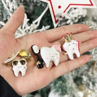1 Chiếc Dễ Thương Men Răng Thổ Cẩm Pin Sáng Tạo Ngộ nghĩnh Nha Khoa Nha Sĩ Trang Sức Ve Áo Ba Lô Mũ Trang Trí Huy Hiệu Cho Nữ Cô Gái