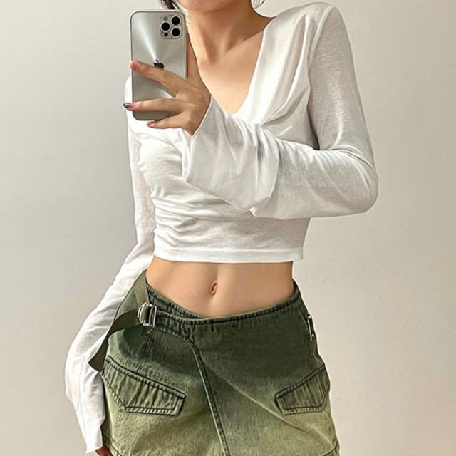 Áo thun có mũ trùm đầu mùa hè Phong cách mới Slim-fit Áo thun gợi cảm crop mặt trời ngắn