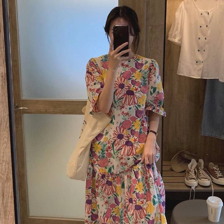 Đầm tay phồng mùa hè Phong cách mới Đầm khí chất hoa bên bờ biển Phong cách ngày lễ Kích thước lớn Đầm dài
