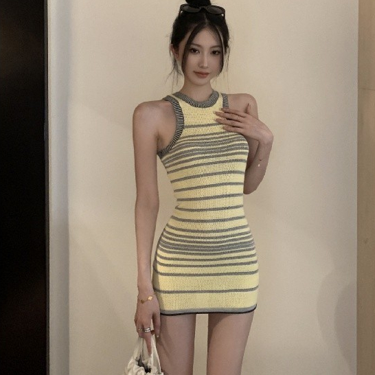 Đầm Dệt Kim Sọc Nữ Mùa Hè Phong Cách Mới Skinny Màu Sắc Tương Phản Đầm Ôm