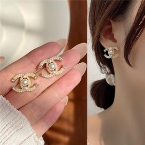 S925 Bạc Kim Nhỏ Tươi Tất Cả Trận Đấu Bông Tai Hình Trái Tim Phong Cách Mới Hợp Thời Trang Ánh Sáng Sang Trọng Cao Cấp Phiên Bản Hàn Quốc Bông Tai Sang Trọng Nữ