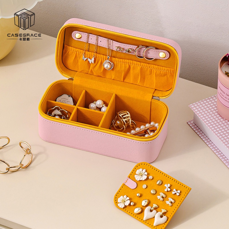 Hộp trang sức CASEGRACE có tay cầm bằng da Pu - Bảo quản rộng rãi cho dây chuyền, nhẫn, vòng tay & mỹ phẩm - Dụng cụ sắp xếp bông tai có thể tháo rời - Hoàn hảo cho màn hình mặt bàn gia đình