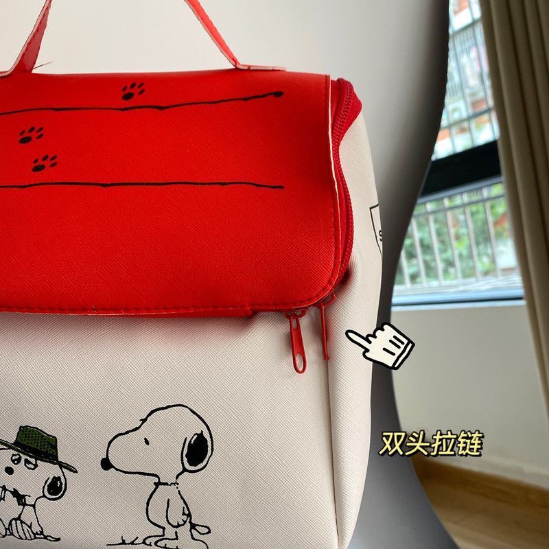 Túi trang điểm cách nhiệt Snoopy