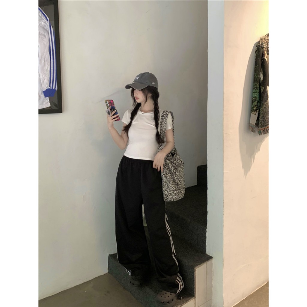 【Hàng giao ngay】Quần thể thao thẳng dáng rộng ren đen mùa hè dành cho nữ phiên bản Hàn Quốc