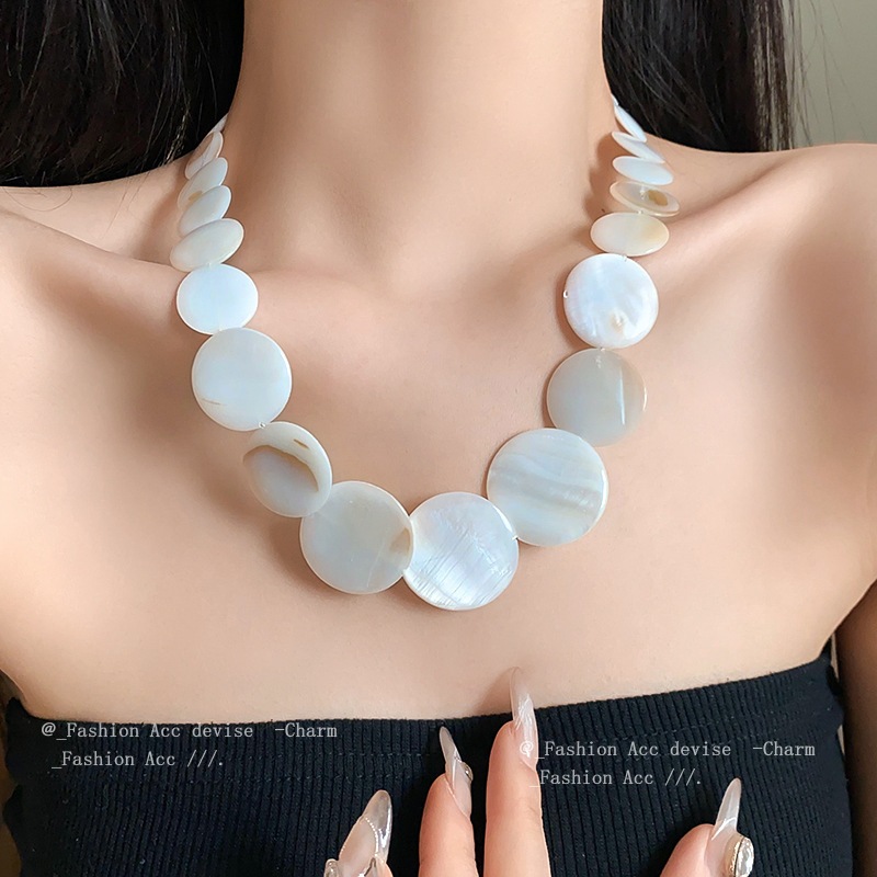 Vòng cổ vỏ nối tròn đơn giản phong cách ngày lễ hình học chuỗi xương đòn thiết kế thích hợp cảm giác ánh sáng phụ kiện sang trọng nữ bán buôn