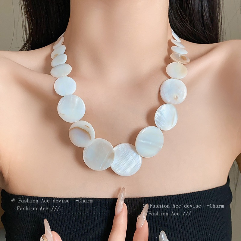 Vòng cổ vỏ nối tròn đơn giản phong cách ngày lễ hình học chuỗi xương đòn thiết kế thích hợp cảm giác ánh sáng phụ kiện sang trọng nữ bán buôn