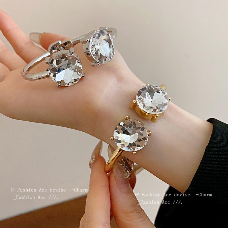 Vòng tay mở khảm kim cương tròn xuyên biên giới Châu Âu và Hoa Kỳ nhẹ nhàng sang trọng vòng tay giác quan cao cấp tinh tế phụ kiện tay mới bán buôn