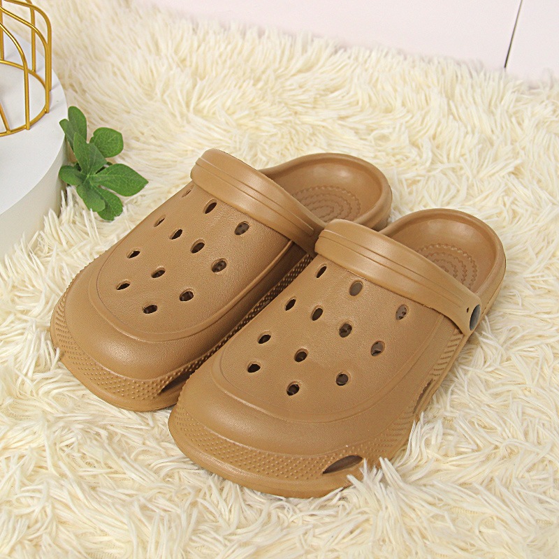 Nam Mới Nữ Lỗ Giày Mùa Hè Trong Nhà Ngoài Trời Cặp Đôi Bọt Nhẹ Trôi Giày Đi Biển Giày Sân Vườn