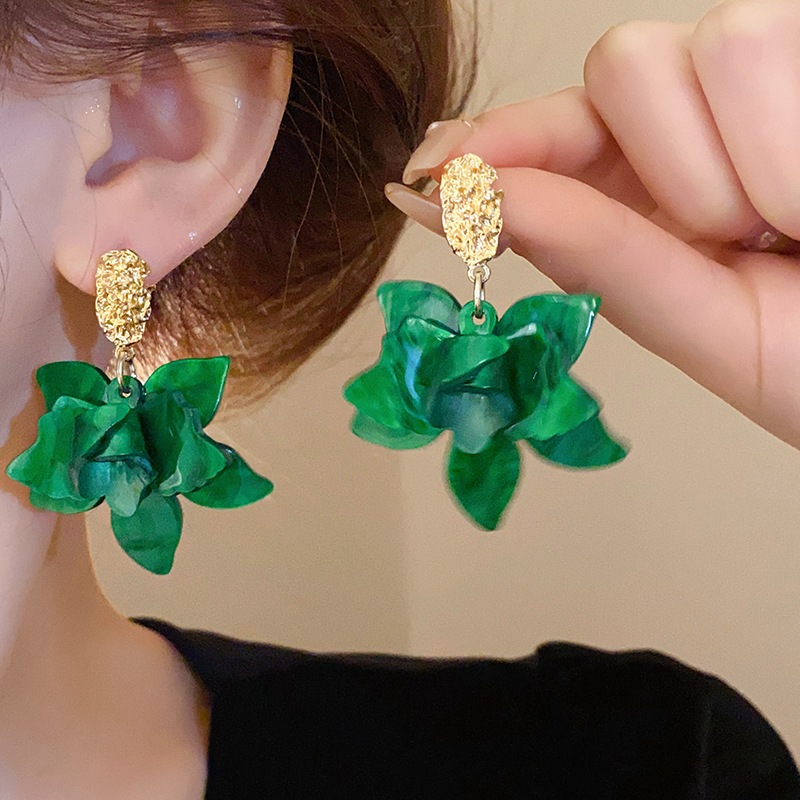 Kim bạc nhỏ bông tai hoa tươi khí chất thiết kế thời trang cảm giác đinh tán thích hợp phù hợp với bông tai giác quan cao cấp bán buôn nữ