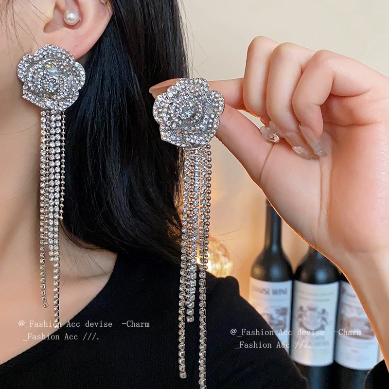 Vòng cổ hình học hoa đính kim cương nữ thời trang Châu Âu và Mỹ khí chất xương đòn chuỗi ánh sáng sang trọng sang trọng tất cả trang sức cao cấp bán buôn