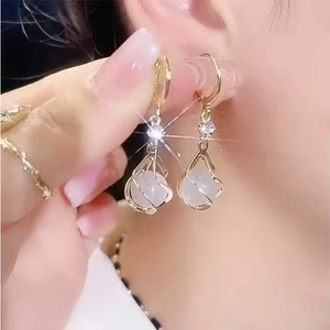 Bông tai Opal cao cấp Bông tai Thiết kế thích hợp Người ảnh hưởng khí quyển Thời trang Bông tai phù hợp 2024 Phong cách mới Hợp thời trang