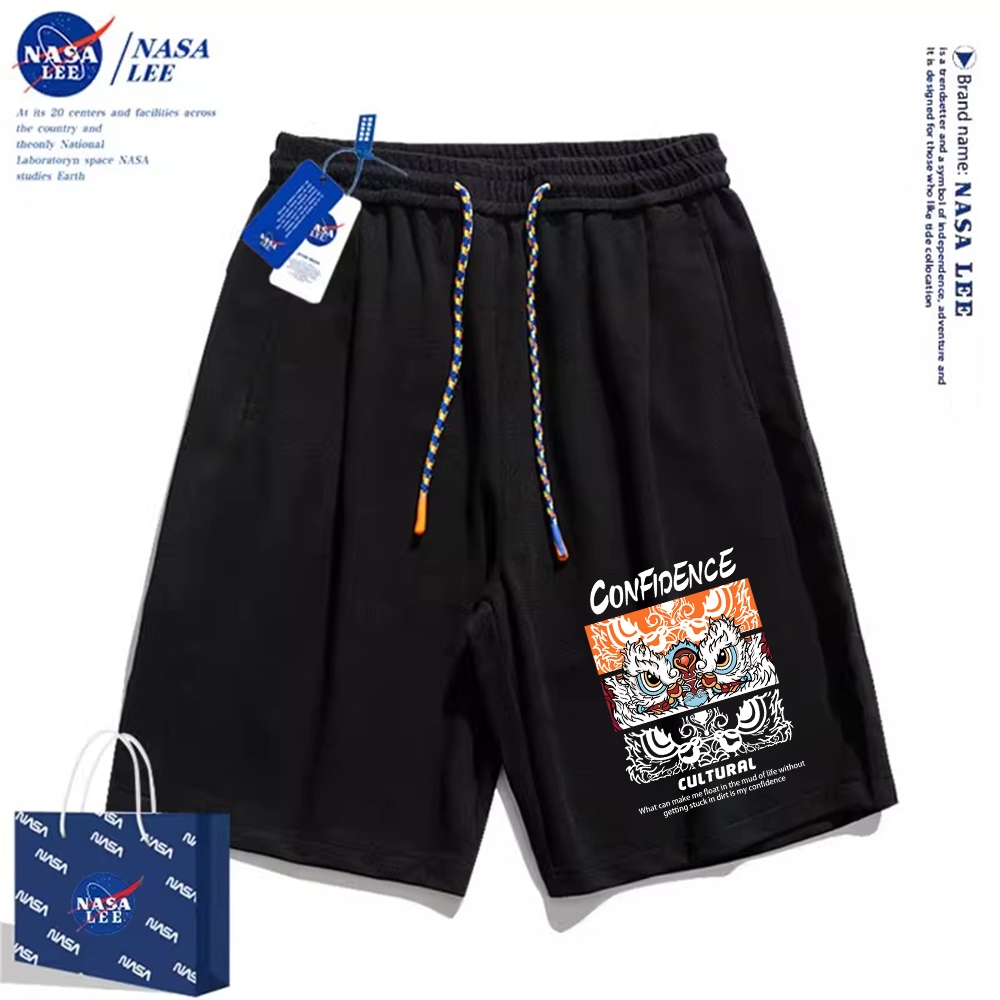 Thương hiệu Nasa Đồng thương hiệu 2024 Quần short dáng rộng Unisex phong cách mới, sử dụng chất liệu Cotton Co giãn dày, thích hợp cho quần short hợp thời trang mùa hè, chống mài mòn, dễ dàng kết hợp, thoáng khí thoải mái, tận hưởng thời gian mát mẻ!
