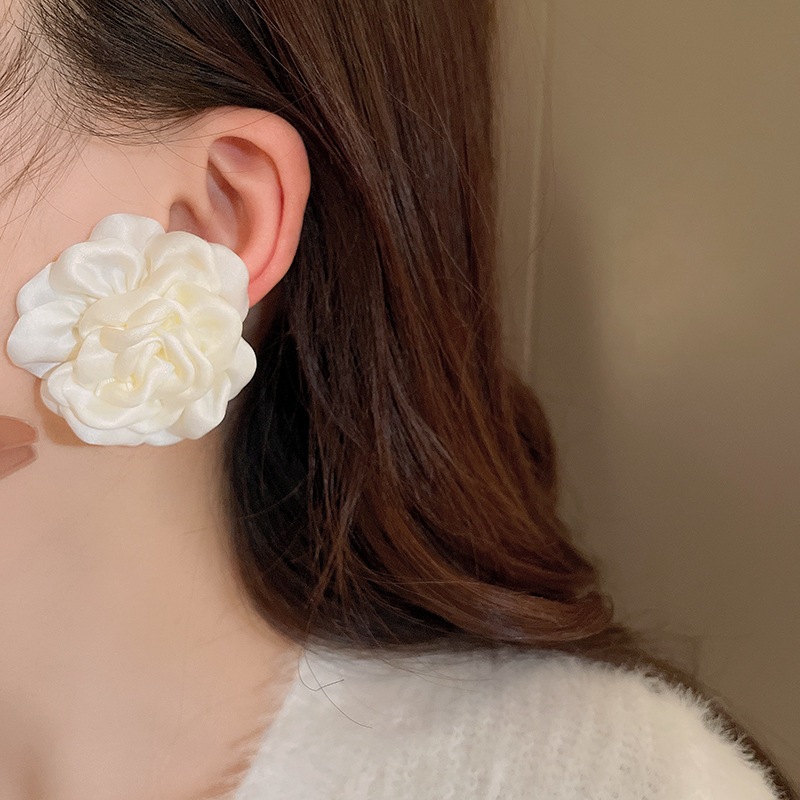 Choker Hoa Ngọc Trai Phong Cách Retro, Thanh Lịch Cho Phụ Nữ