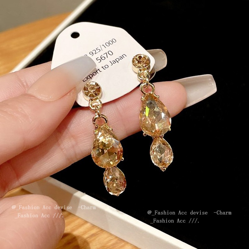 Bộ hai mảnh kim cương thả nước hoa vòng cổ Châu Âu và Hoa Kỳ phong cách cung điện cổ điển dây chuyền xương đòn thích hợp thời trang phù hợp với khí chất trang sức bán buôn
