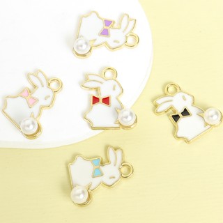 10 chiếc Thắt nơ dễ thương Thỏ Men nhỏ giọt dầu quyến rũ với khảm ngọc trai, Phim hoạt hình Mr. Mặt dây chuyền hợp kim hình con thỏ - Vòng cổ thời trang DIY, Vòng tay, Bông tai và Trang trí lễ hội trung thu