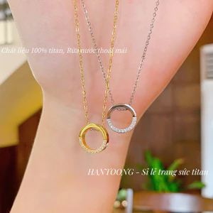 Dây chuyền titan cao cấp mạ vàng 18k mặt tròn đính đá lấp lánh thời trang tinh tế dành cho nữ