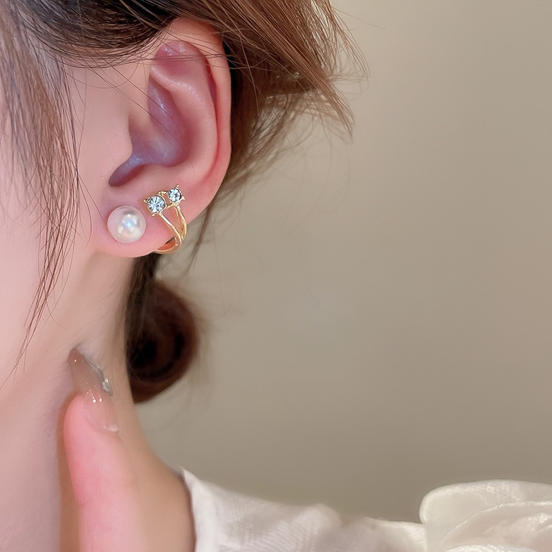 Mạ vàng bạc kim zircon tình yêu ngọc trai bông tai khí chất tất cả các bông tai phù hợp với ánh sáng Pháp sang trọng cao cấp cảm giác bông tai nữ