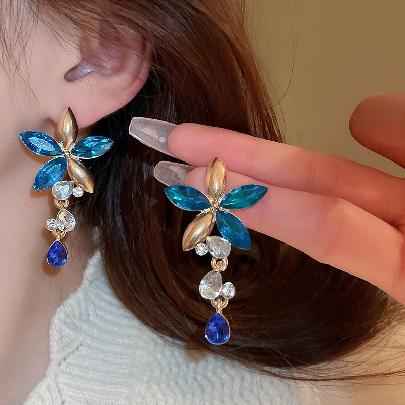 Bông Tai Hoa Lấp Lánh Bộ Vòng Cổ Giọt Nước Tua Rua Thiết Kế Hàng Ngày Thanh Lịch Độc Đáo Phụ Kiện Quà Tặng Cho Nữ
