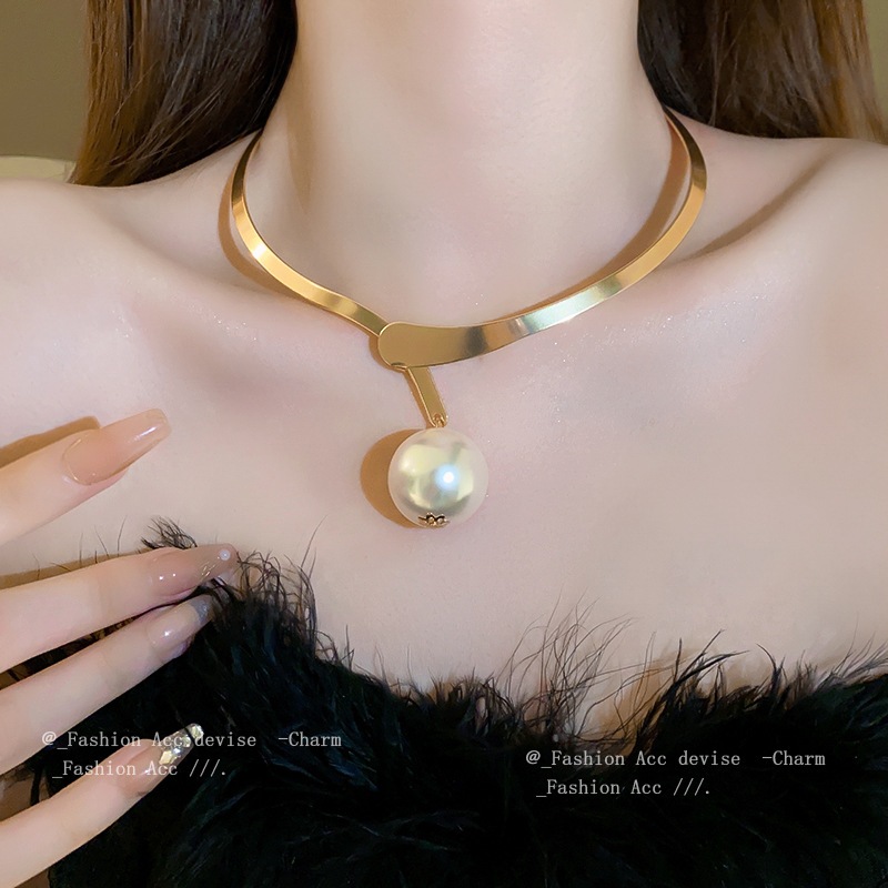 Châu Âu và Mỹ kim loại phong cách vàng ngọc trai vòng cổ Gia vị cô gái nhẹ nhàng sang trọng cao cấp cảm giác xương đòn thích hợp khí chất trang sức bán buôn nữ