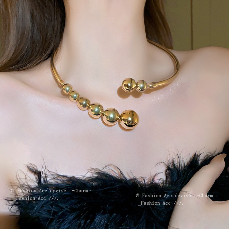 Châu Âu và Mỹ kim loại phong cách vàng ngọc trai vòng cổ Gia vị cô gái nhẹ nhàng sang trọng cao cấp cảm giác xương đòn thích hợp khí chất trang sức bán buôn nữ