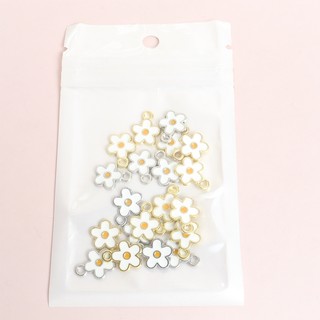 20 Chiếc Làm Mới Trắng Frangipani Mini Plumeria Men Quyến Rũ DIY Xuân Hè Thời Trang Vòng Cổ, Vòng Tay, Bông Tai, Vòng Chân, Dây Xích Điện Thoại Hoa Nhỏ Dễ Thương Mặt Dây Hợp Kim Dầu Nhỏ Giọt