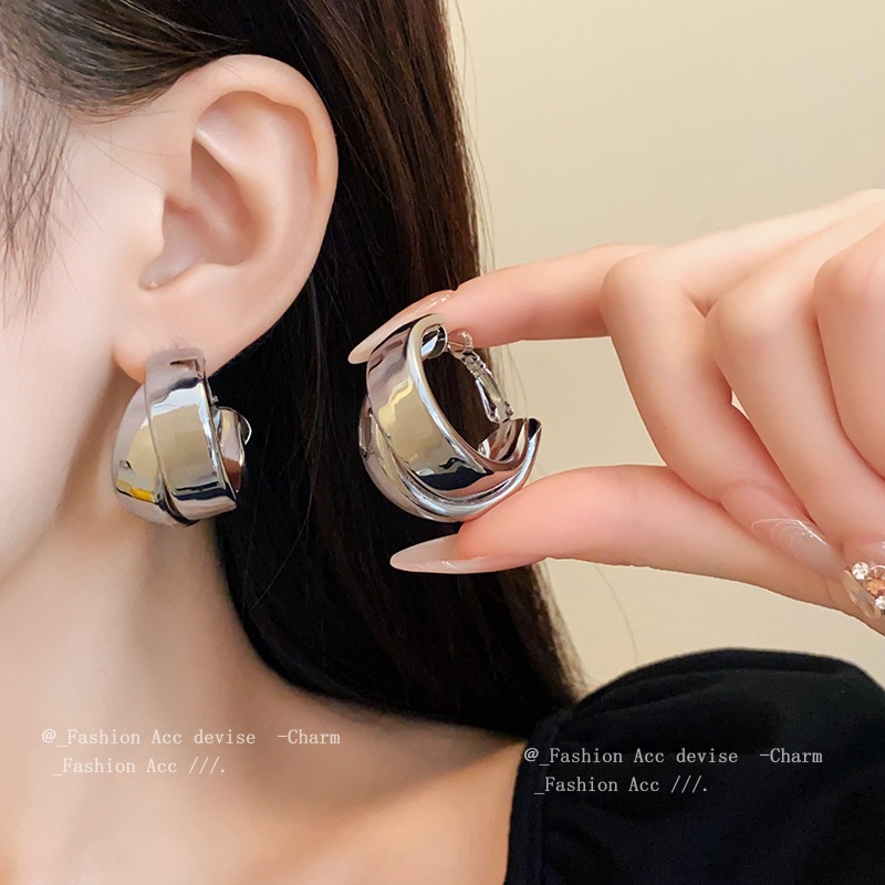 Kim thép xuyên biên giới hình chữ C đôi lớp cảm ứng cao, bông tai kim loại cá nhân tông lạnh