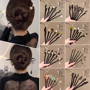 Kẹp tóc bằng gỗ cổ màu đen, phụ kiện tóc cao cấp và tối giản