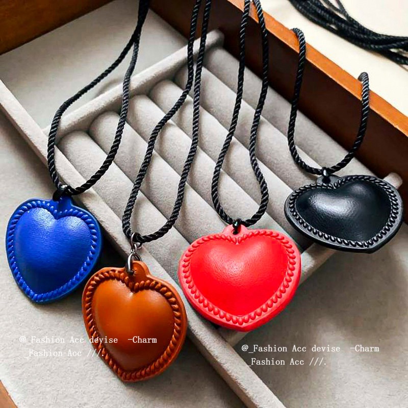 Vòng cổ nam châm cổ da nhân tạo Vòng cổ áo len chuỗi mới Hàn Quốc cổ phổ biến bán buôn nữ