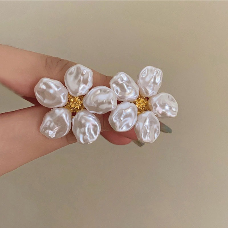 Bông tai hoa ngọc trai Baroque cổ điển dành cho nữ Phụ kiện tai sang trọng