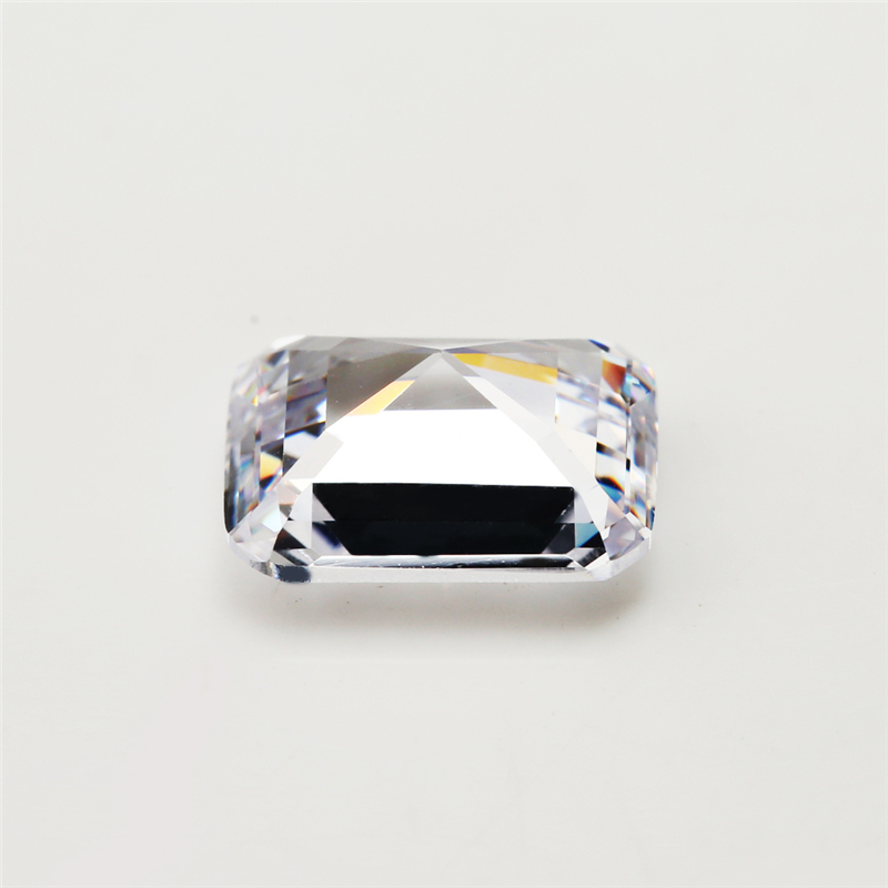 20 Đá cắt trắng hình tam giác cubic zirconia 4x6 ~ 9x11mm chất lượng 5A, phù hợp DIY trang sức