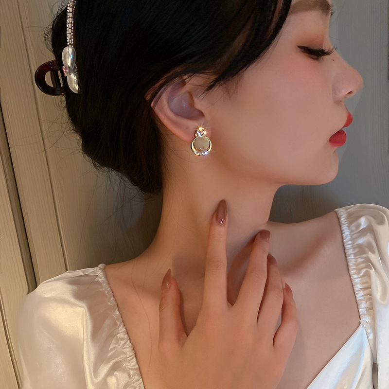 Bông tai mắt mèo đính đá, style Hàn Quốc cá tính, trang sức sang trọng