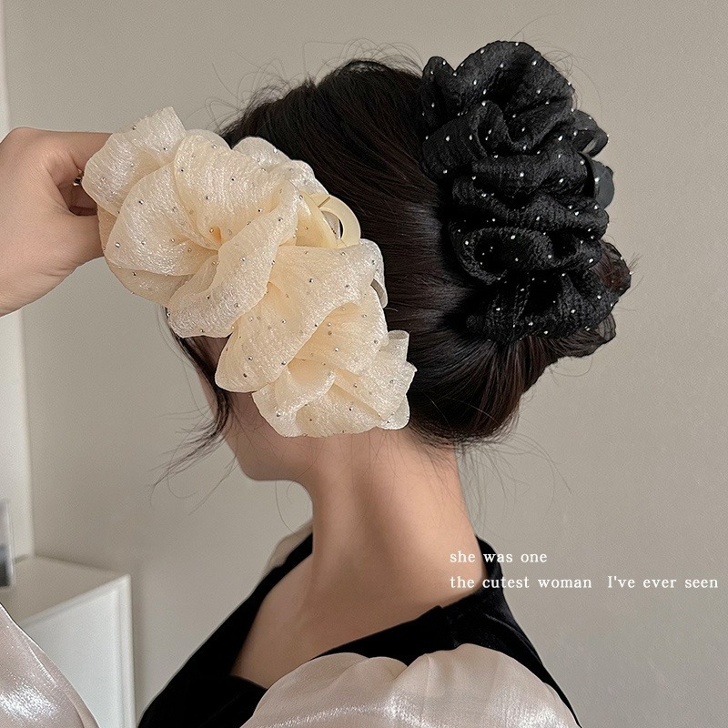 Kẹp tóc nơ lớn vải seersucker sáng bóng chấm bi - Phụ kiện tóc sang trọng