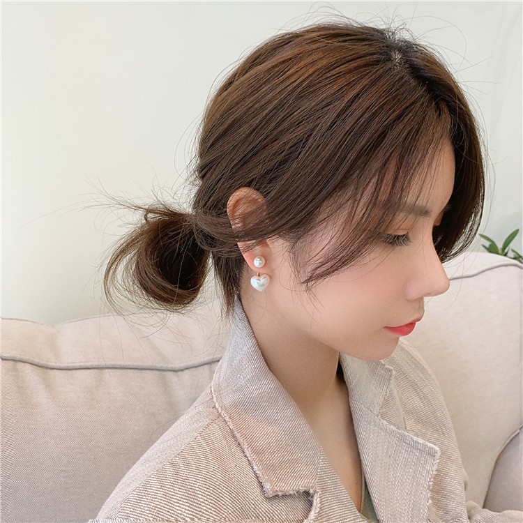 Kim bạc đơn giản bông tai ngọc trai tình yêu nhỏ Hàn Quốc Dongdaemun bông tai cô gái mạng lưới màu đỏ bán buôn khí chất nhẹ bông tai sang trọng