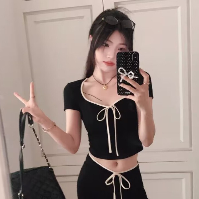 Áo thun crop top Y2K mùa hè dành cho nữ 2024 sang trọng và dễ thương