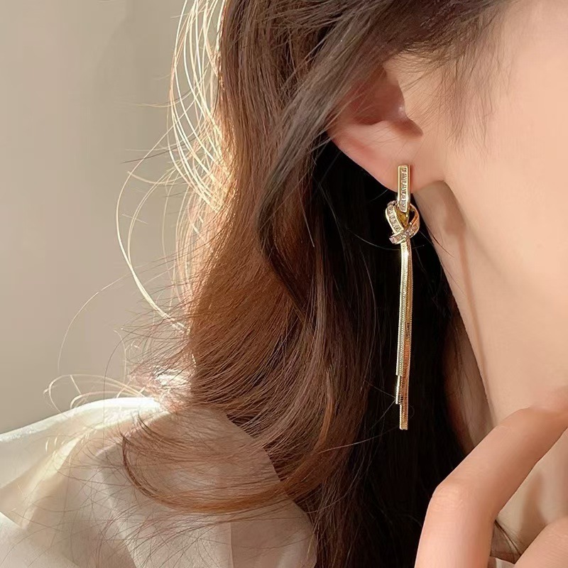Bán chạy Bông tai tua rua dài sang trọng dành cho nữ trang sức tai zircon thời trang