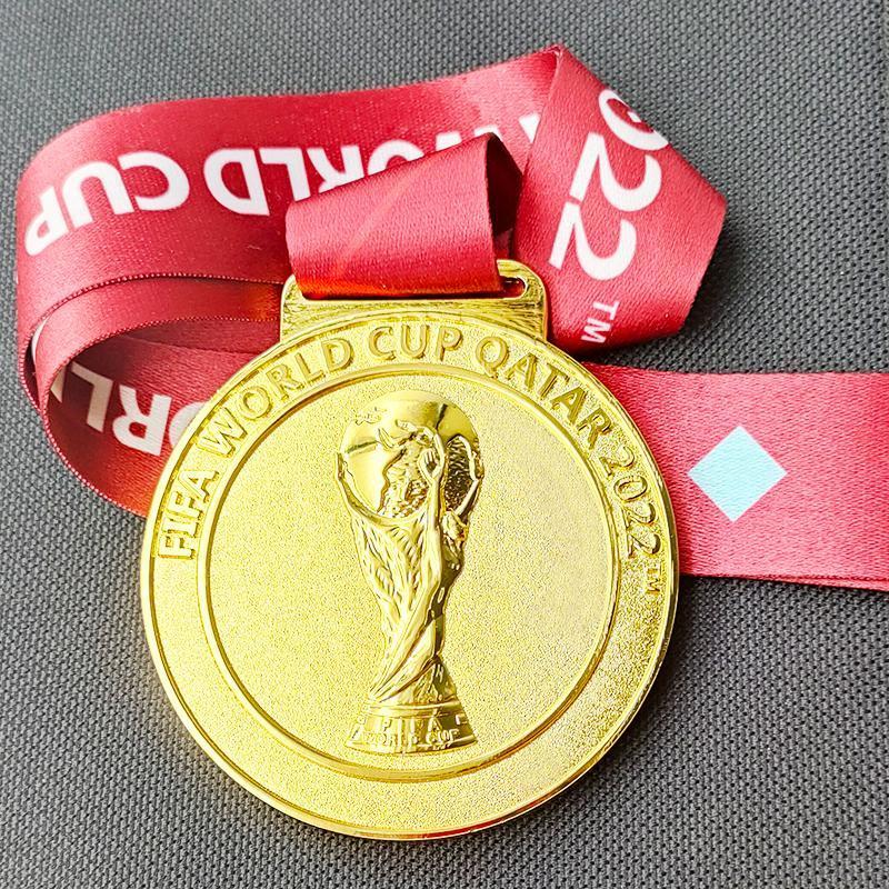 2022 FIFA World Cup huy chương vàng giải đấu bóng đá người hâm mộ sưu tầm Messi Argentina đội vô địch quà lưu niệm thủ công trang trí