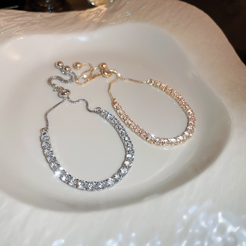 Vòng tay đính kim cương Hàn Quốc, dễ dàng điều chỉnh size, vẻ ngoài sang trọng