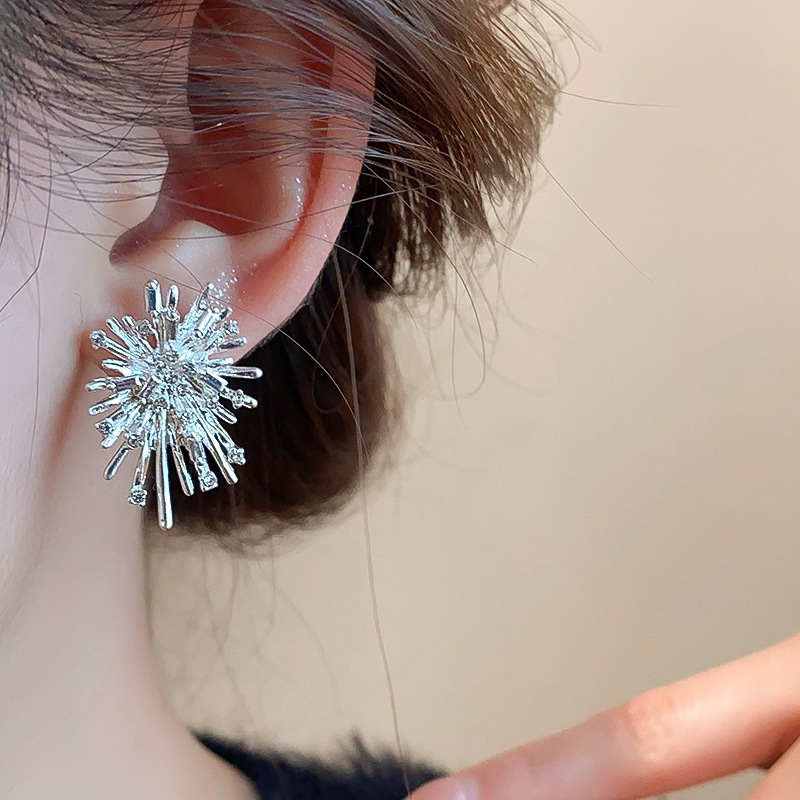 [Jewbeauty] Bộ kim bạc kim cương phóng đại bông tai pháo hoa thiết kế thích hợp bông tai thời trang cá tính thời trang cao cấp bông tai nữ
