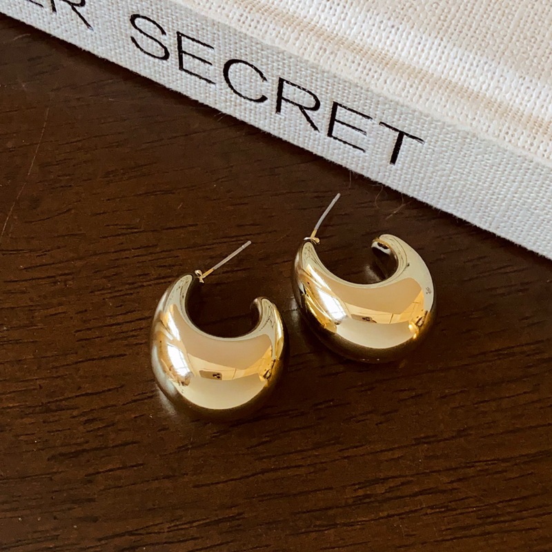 [Jewbeauty] Bông tai kim loại hình chữ C thả kim loại tiên tiến Bông tai châu Âu và Mỹ đơn giản thiết kế cá tính bông tai bán buôn nữ