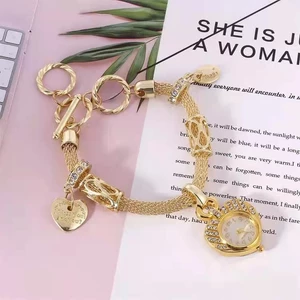 Đồng hồ đeo tay tình yêu Xu hướng thời trang Hàn Quốc Đồng hồ nữ Đồng hồ thạch anh Quà tặng Giáng sinh