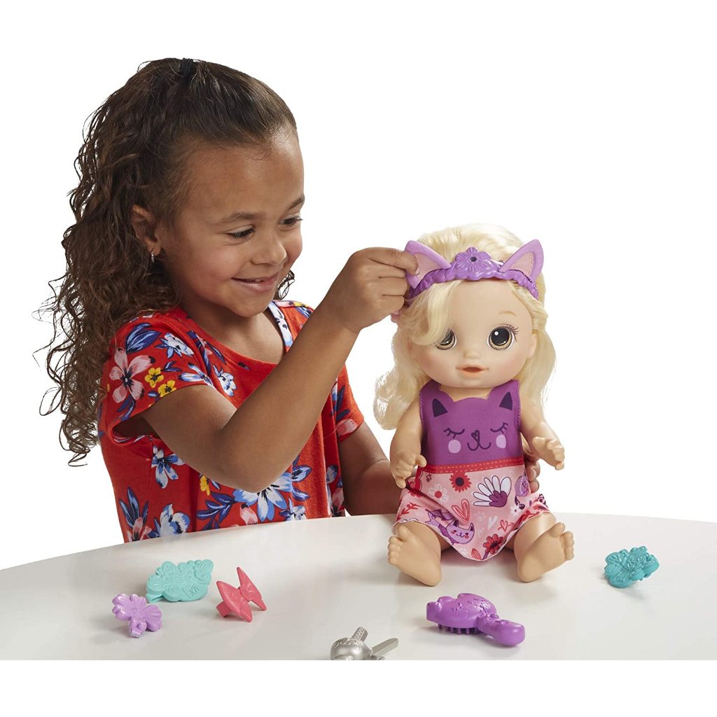 Búp bê nói chuyện tóc vàng Baby Alive Snip 'n Style E5241