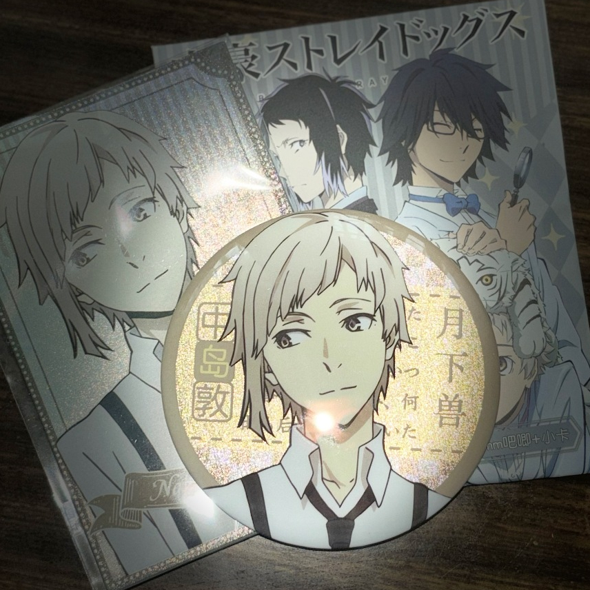 Bungou Stray Dogs Blind Box Huy hiệu và Bộ thẻ Flash Dazai Chuuya