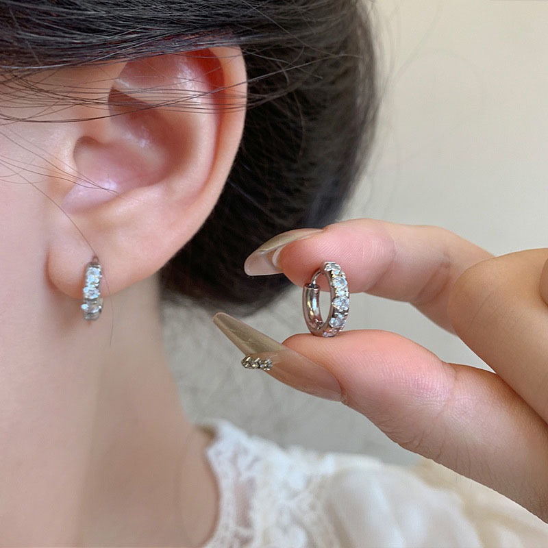 Siêu lấp lánh tinh tế zircon đinh tán tai tròn trơn khóa tai nữ