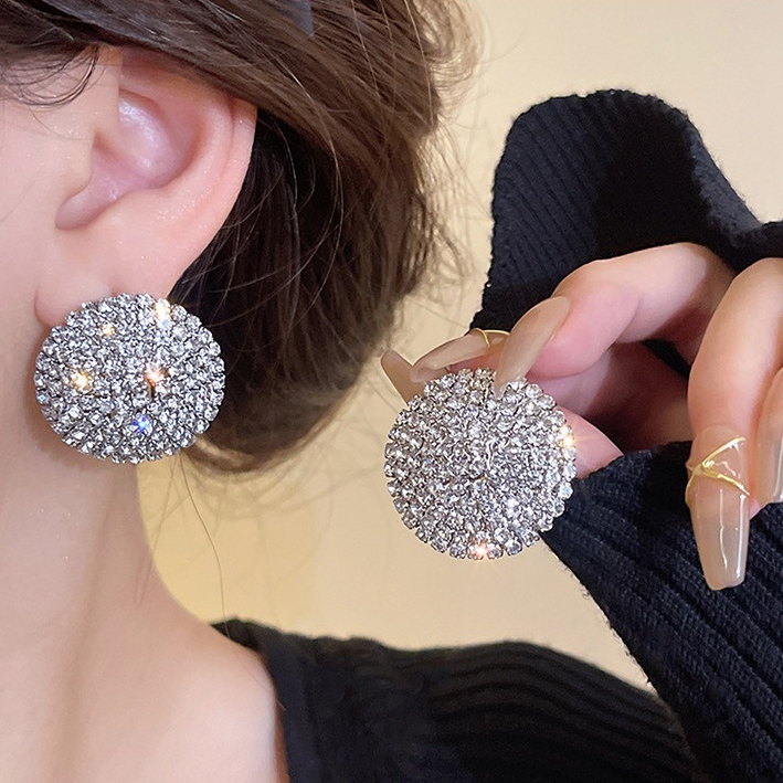 [Jewbeauty] Bộ kim bạc bông tai tròn kim cương Châu Âu và Hoa Kỳ khuyên tai thiết kế thích hợp Bông tai cao cấp khí chất