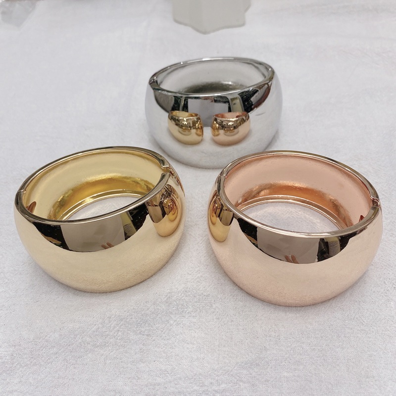 [Jewbeauty] Vòng tay có thể điều chỉnh mặt rộng không đều Châu Âu và Hoa Kỳ Vòng tay phóng đại thời trang gió lạnh cá tính trang sức tay người phụ nữ